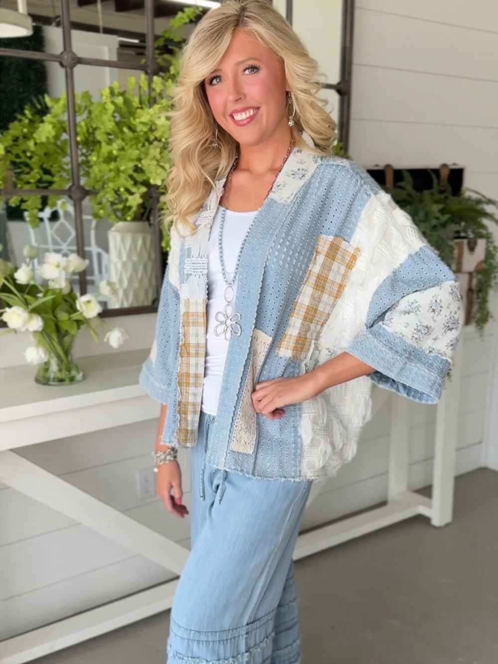 NEW POL Blue and Cream Textured Patch Kimono Open Jacket Sz SMALL